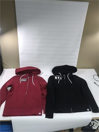 Lot 523 - XS Quick flip hero hoodie women's lite full zip