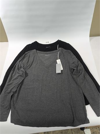 Lot 502 - L Terrera Elvy Long Sleeve V-Neck Top