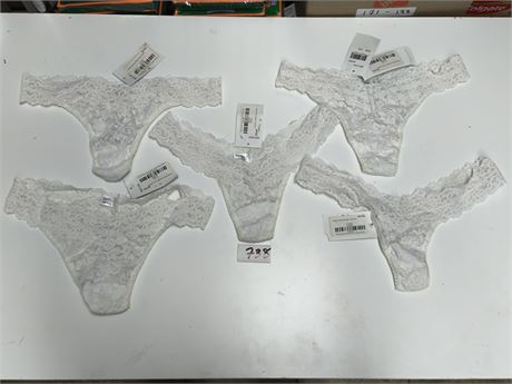 Lot 738 - Hanky Panky Underwear