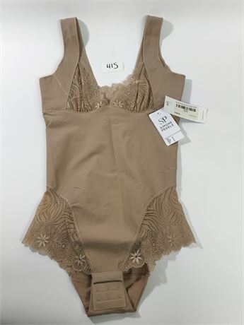 Lot 415 - Simone Perele Bodysuit