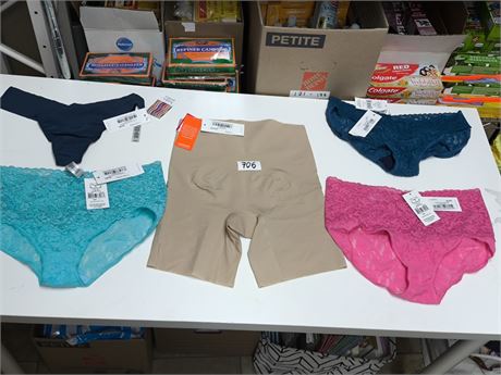 Lot 706 - Hanky Panky Underwear