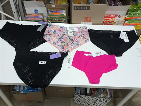Lot 715 - Hanky Panky Underwear