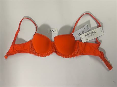 Lot 351 - Simone Perele Delice Moulded Bra