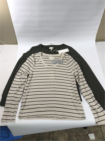 Lot 510 - M Stacy Top M Lauren Top