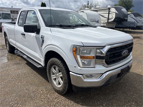 Lot 8318 - 2021 Ford F150 XLT