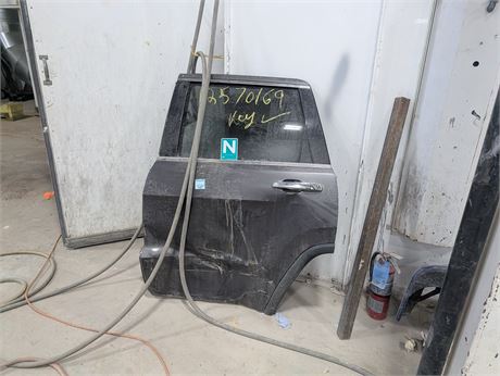 Lot 23 - Various Car Parts