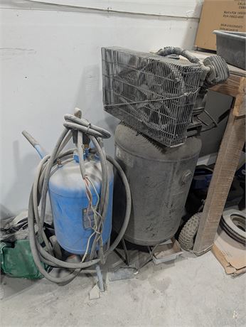 Lot 21 - Portable Soda Bottle and Air Compressor