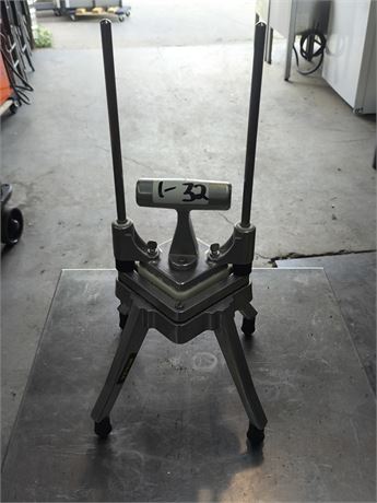 Lot 1-32 - Vevor Fry Cutter
