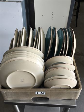 Lot 1-38 - Royal Norfolk Plates