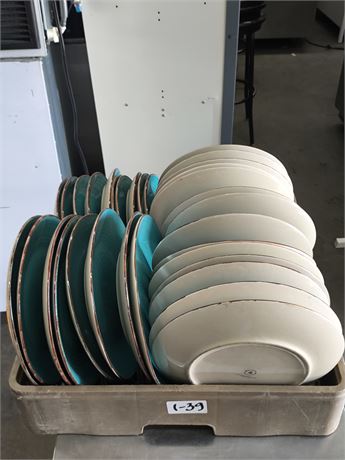 Lot 1-39 - Royal Norfolk Plates
