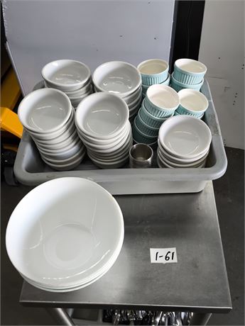 Lot 1-61 - Serving Bowls