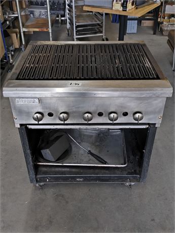 Lot 1-45 - Five Burner Grill