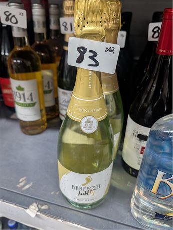 Lot 83 - Barefoot Bubbly Pinot Grigio