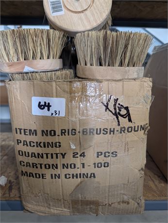 Lot 64 - Fiberbuilt Rig Brush Round