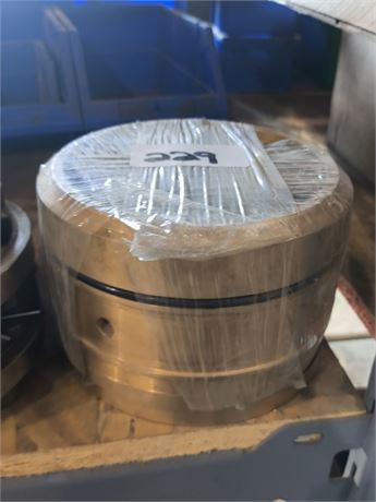 Lot 229 - SJ Petro 300 brass packing assembly