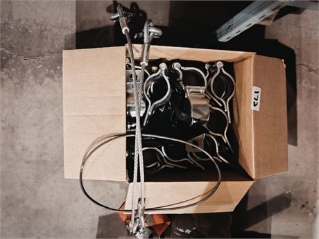 Lot 172 - Clamps