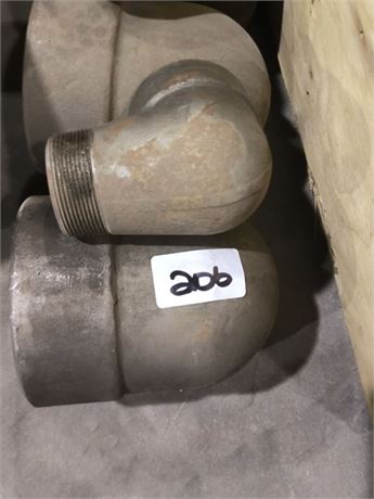 Lot 206 - Threaded pipe
