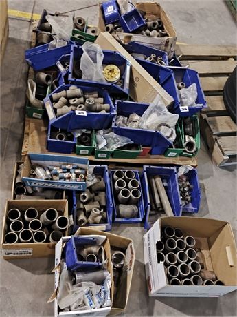 Lot 203 - Various fittings
