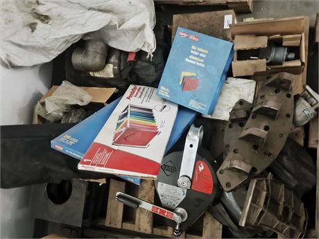 Lot 247 -  IKAR 3-way self-retracting lifeline, Brake Shoes, Hydraulic Gear Pump