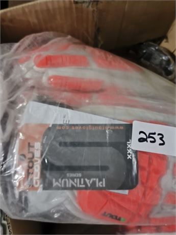 Lot 253 - Work Gloves