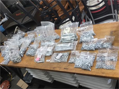 Lot 348 - Assorted bolts