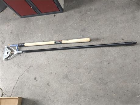 Lot 278 - True Temper plastic snow shovel, Behrens small metal shovel head
