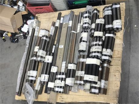 Lot 355 - Threaded pipe