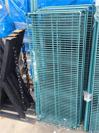 Lot 2-29 - Metal shelving