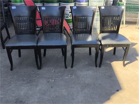 Lot 1-117 - Dinning Height Chair
