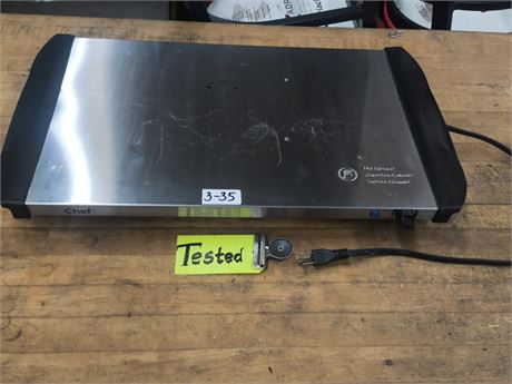 Lot 3-35 - Master Chef Buffet Server