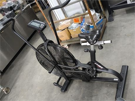 Lot 38 - Airbike