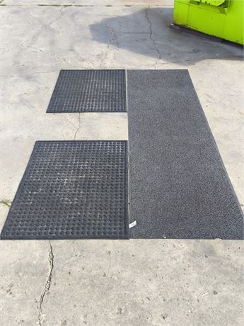 Lot 54 - Carpets