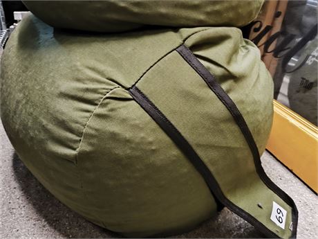 Lot 69 - Sandbag