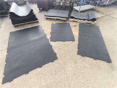 Lot 56 - Floormats