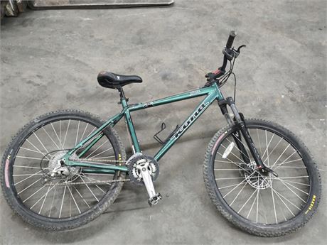Lot - W - 132 - Kona Bike