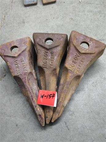 Lot - W-157 - Excavator Bucket Teeth
