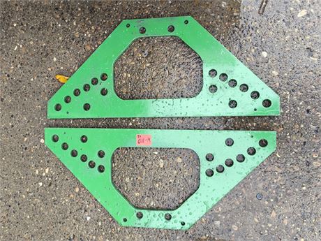 Lot - W - 110 - Greenlee Hydraulic Bender Frame Plates